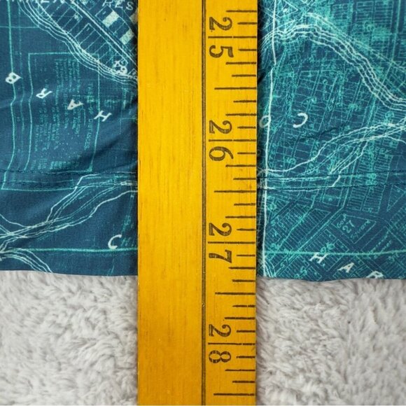 Lululemon Women' Sz Large Blue Windbreaker City of Vancouver Map Lightweight Run - Picture 9 of 13